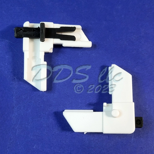 Window Screen Corner w/ Locking Post 90-437ps 2